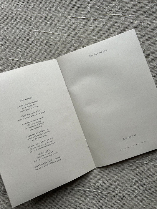 Gedenkboekje 'Pure wezens'